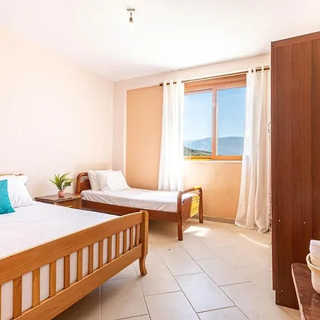 Radhima Res 8 - Two Bedroom, Sea View & Kitchen